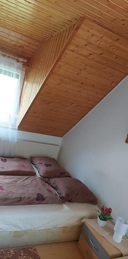 Kekturas-Tora Nyilo Badacsonyi Privat Berlemeny Hotel Badacsonytomaj Exterior photo