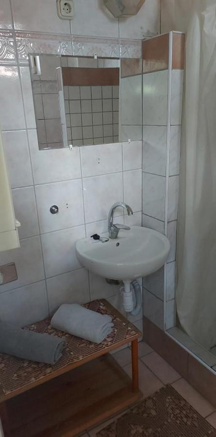 Kekturas-Tora Nyilo Badacsonyi Privat Berlemeny Hotel Badacsonytomaj Exterior photo
