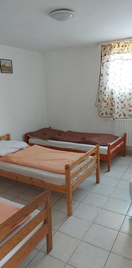 Kekturas-Tora Nyilo Badacsonyi Privat Berlemeny Hotel Badacsonytomaj Exterior photo